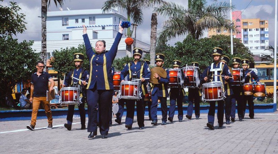 Associação cultural meninos da harmonia  - Banda marcial furacão